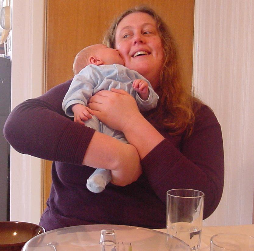 Baby/2003-10-27/MVC-006F.JPG
