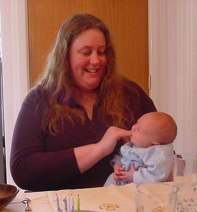 Baby/2003-10-27/MVC-009F.JPG