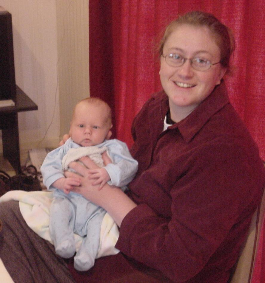 Baby/2003-10-27/MVC-903F.JPG