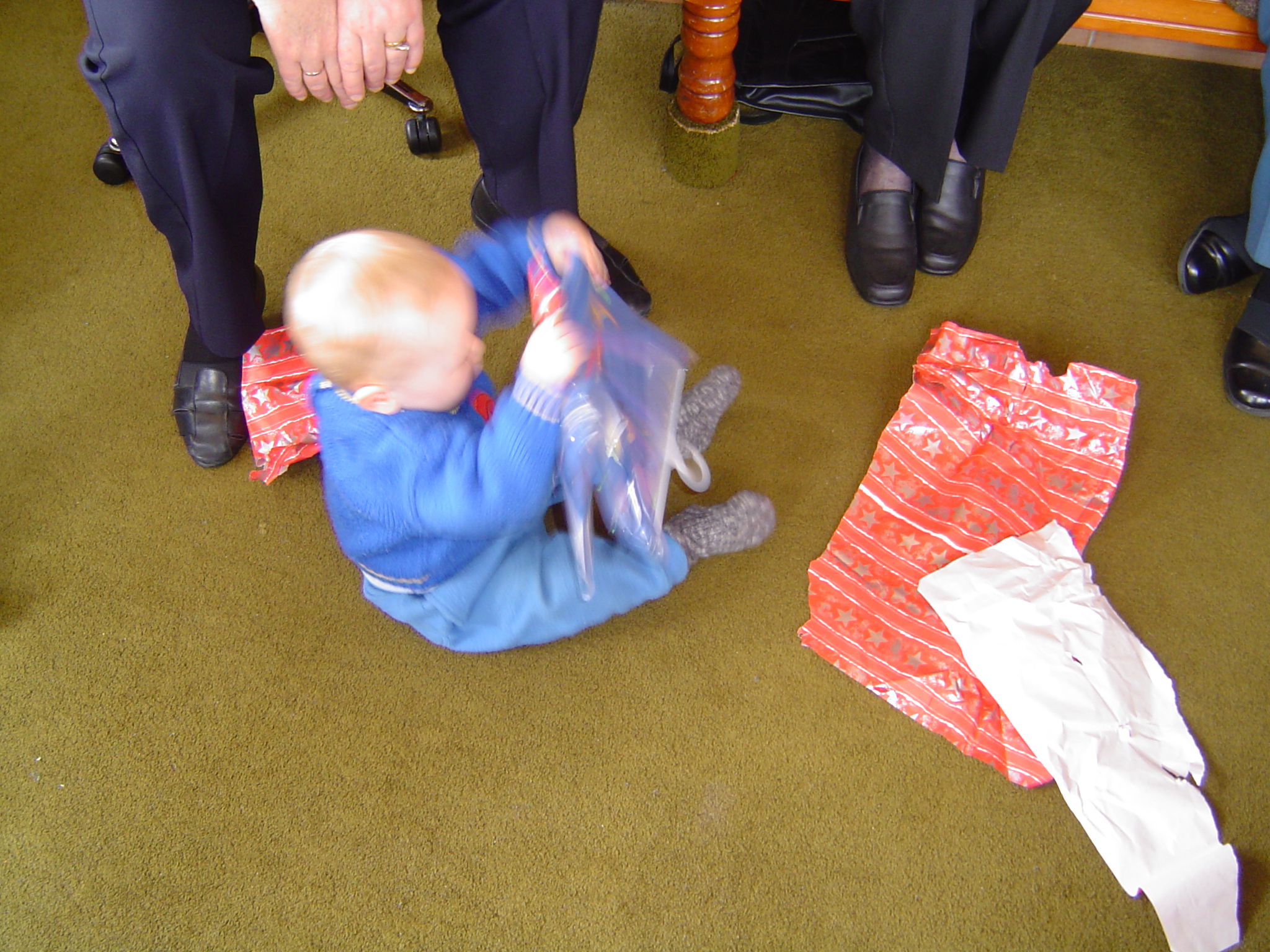 Luke/2004-10-09_First_Birthday/dsc00570.jpg