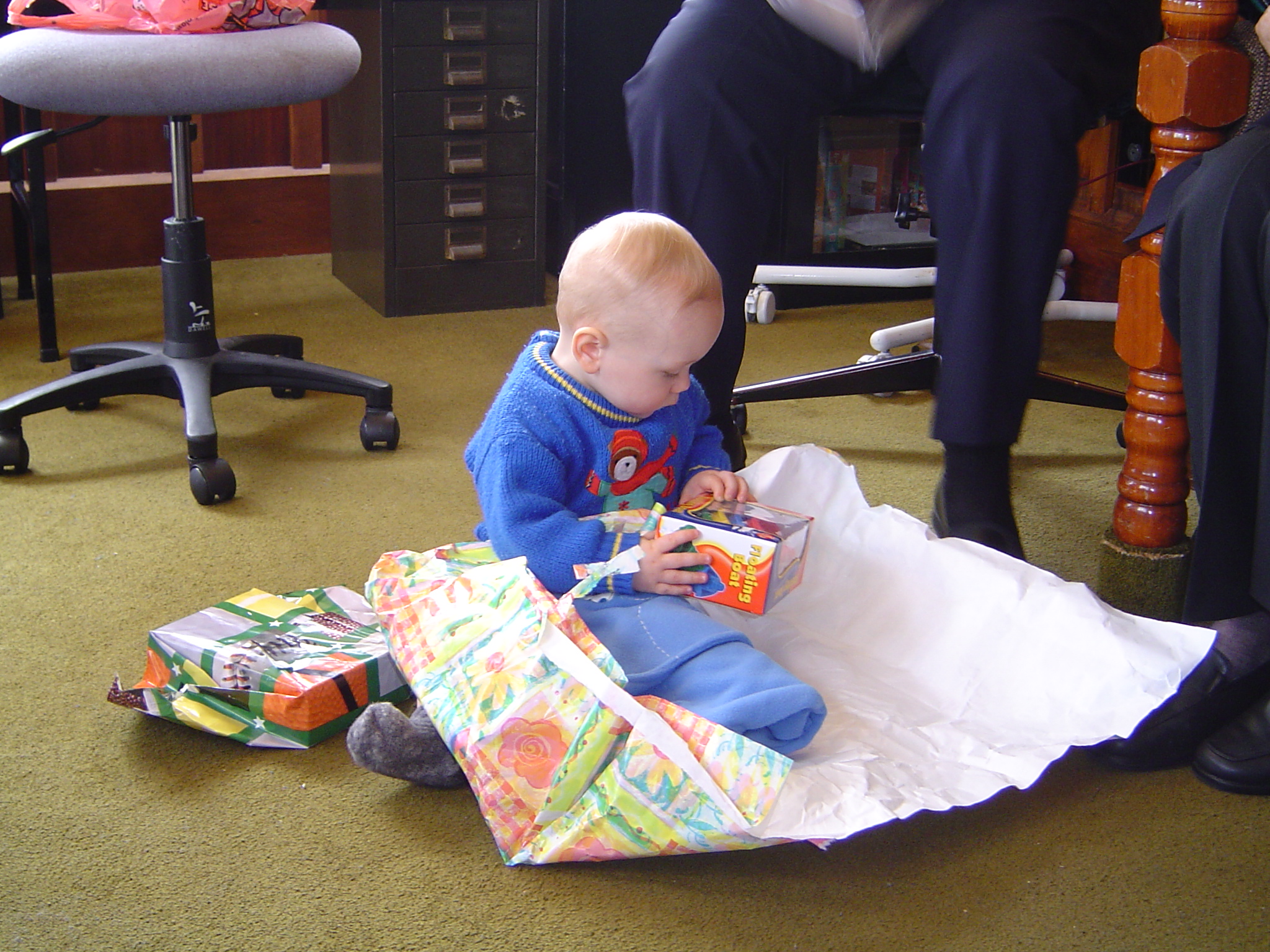 Luke/2004-10-09_First_Birthday/dsc00579.jpg
