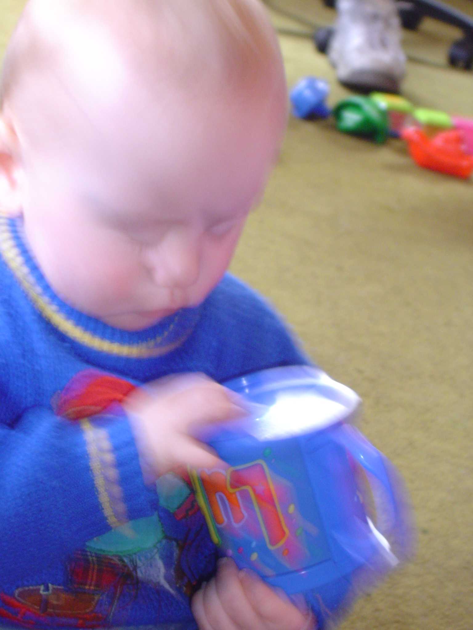 Luke/2004-10-09_First_Birthday/dsc00607.jpg