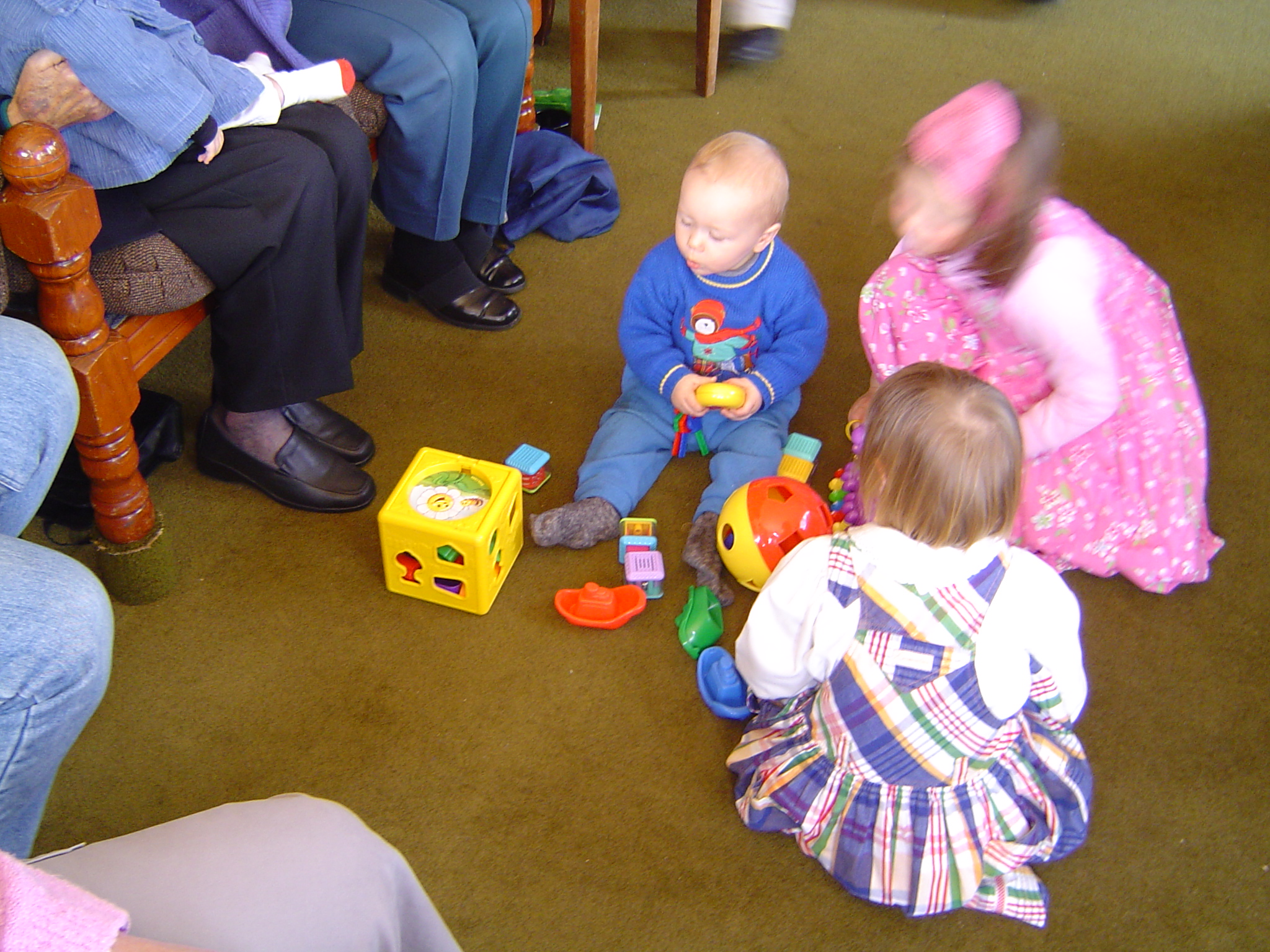 Luke/2004-10-09_First_Birthday/dsc00630.jpg