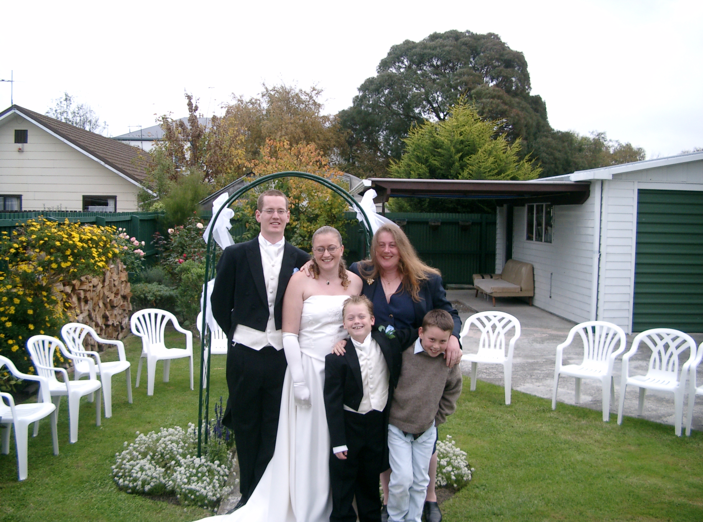 Wedding/sam/arch-CDDanielBelindaAndrew1.jpg