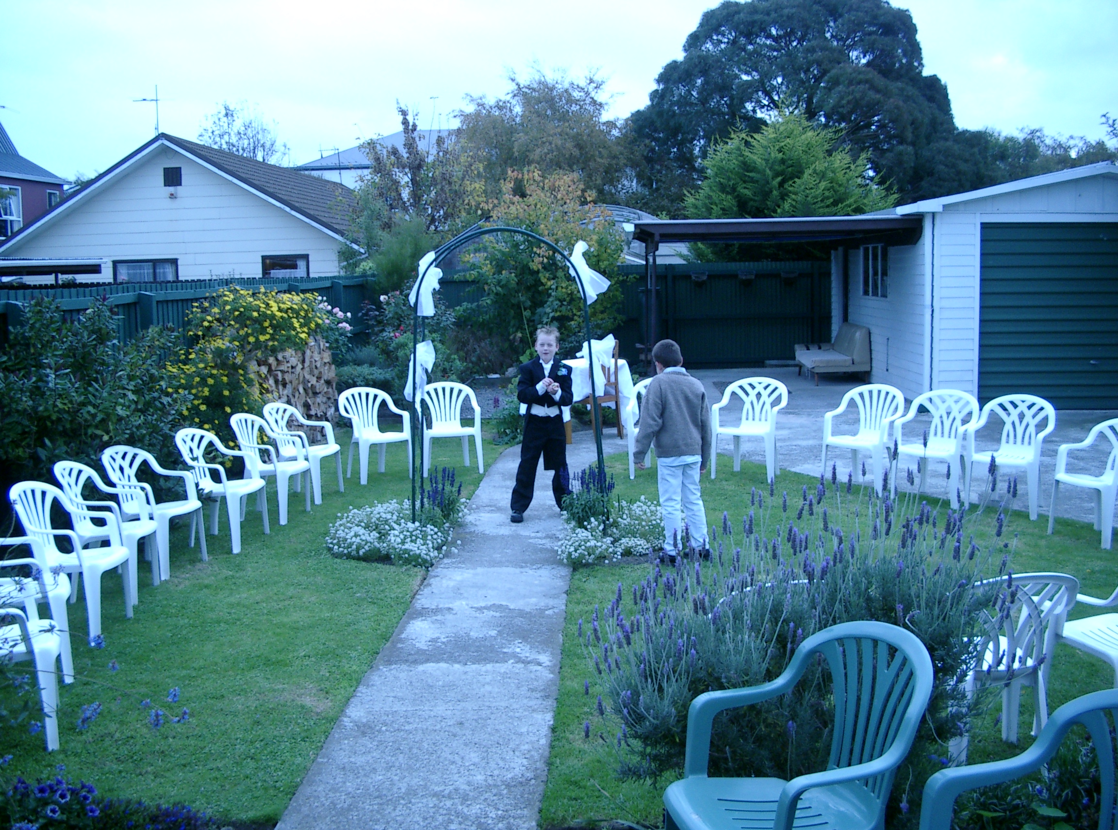 Wedding/sam/young-gentlemen3.jpg
