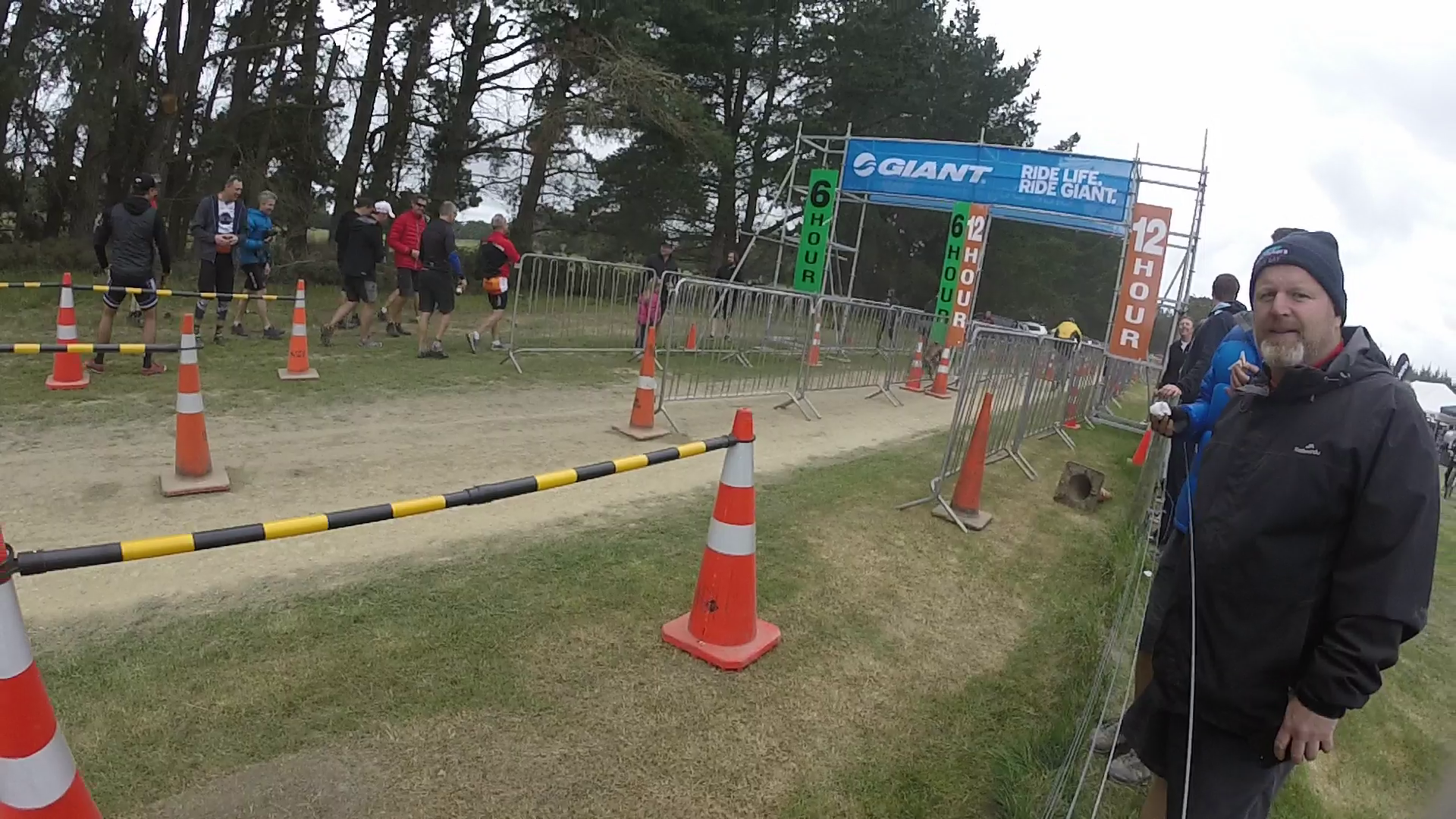 bikes/bluedog2015/vlcsnap-2015-10-19-22h04m07s118.png