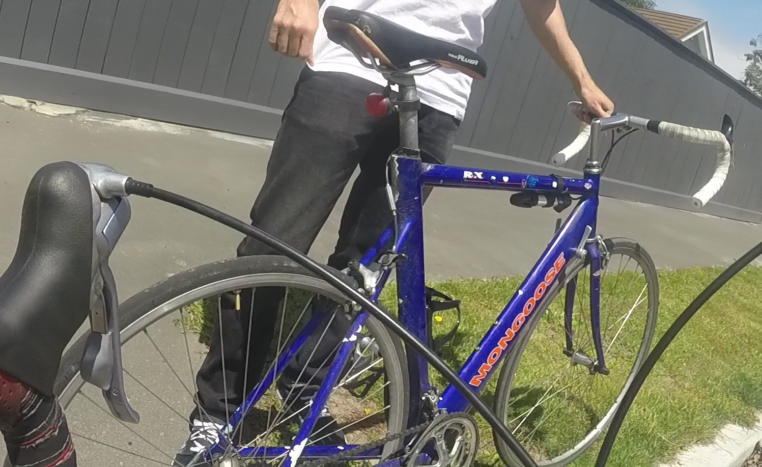 bikes/mongoose/mong-blue-1997-a.png