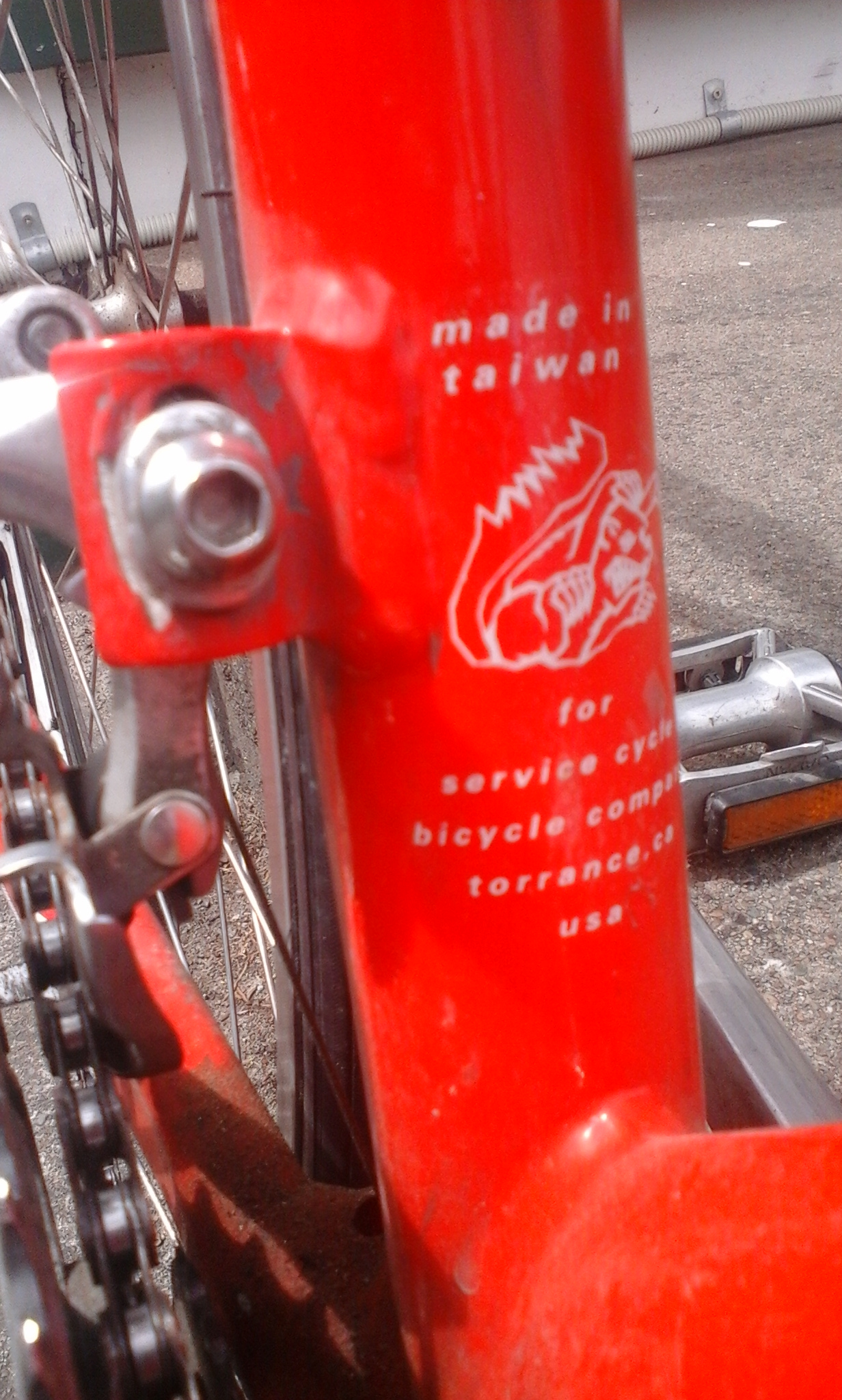 bikes/mongoose/mong-fd-mount-and-decal.jpg