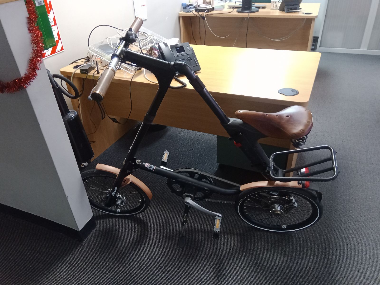 bikes/strida/LHS.jpg
