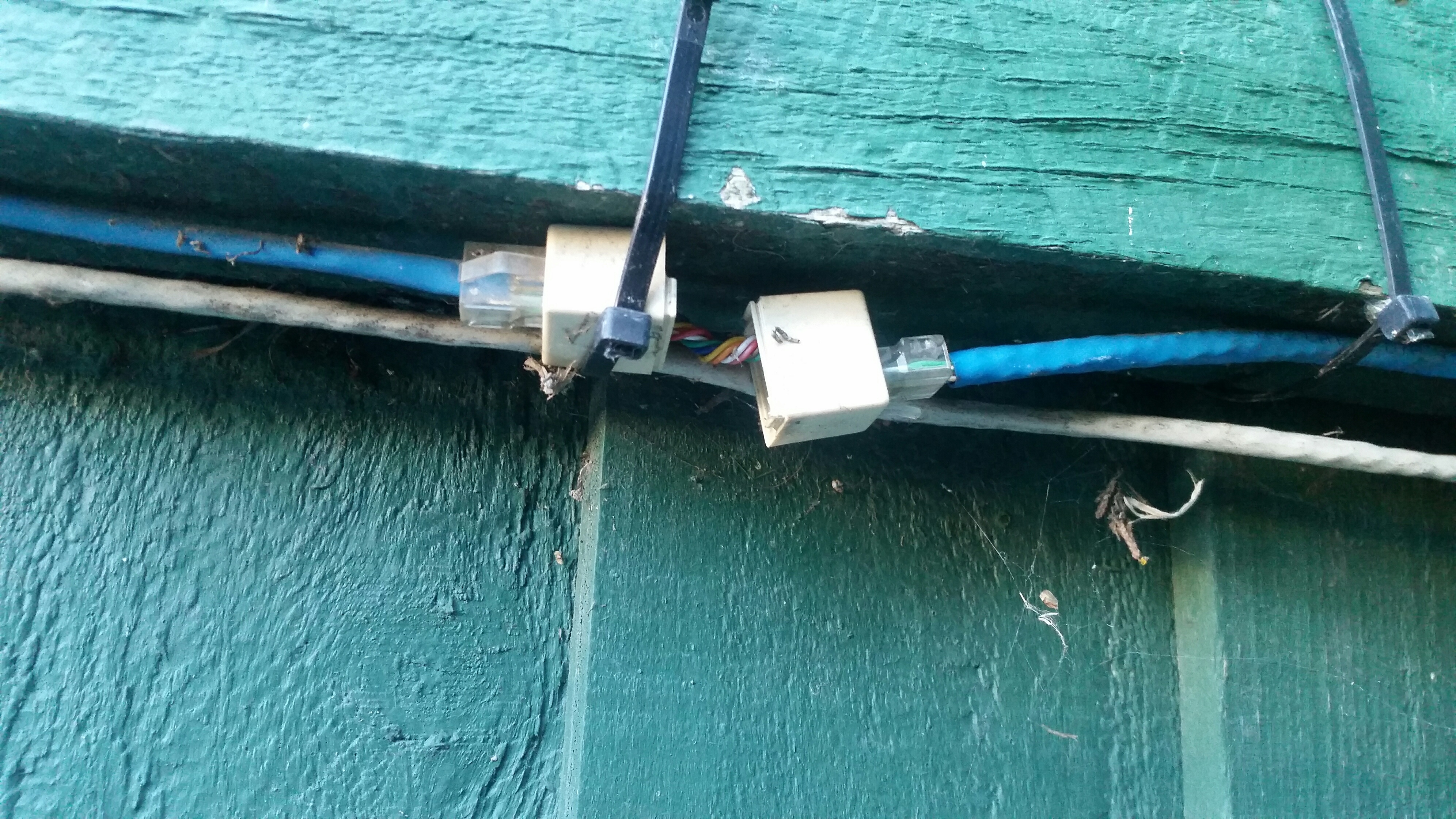 ethernet_cabling/20170723_153553_resized.jpg