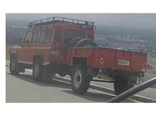 landrover/vlcsnap-2016-01-05-22h23m52s366b.png