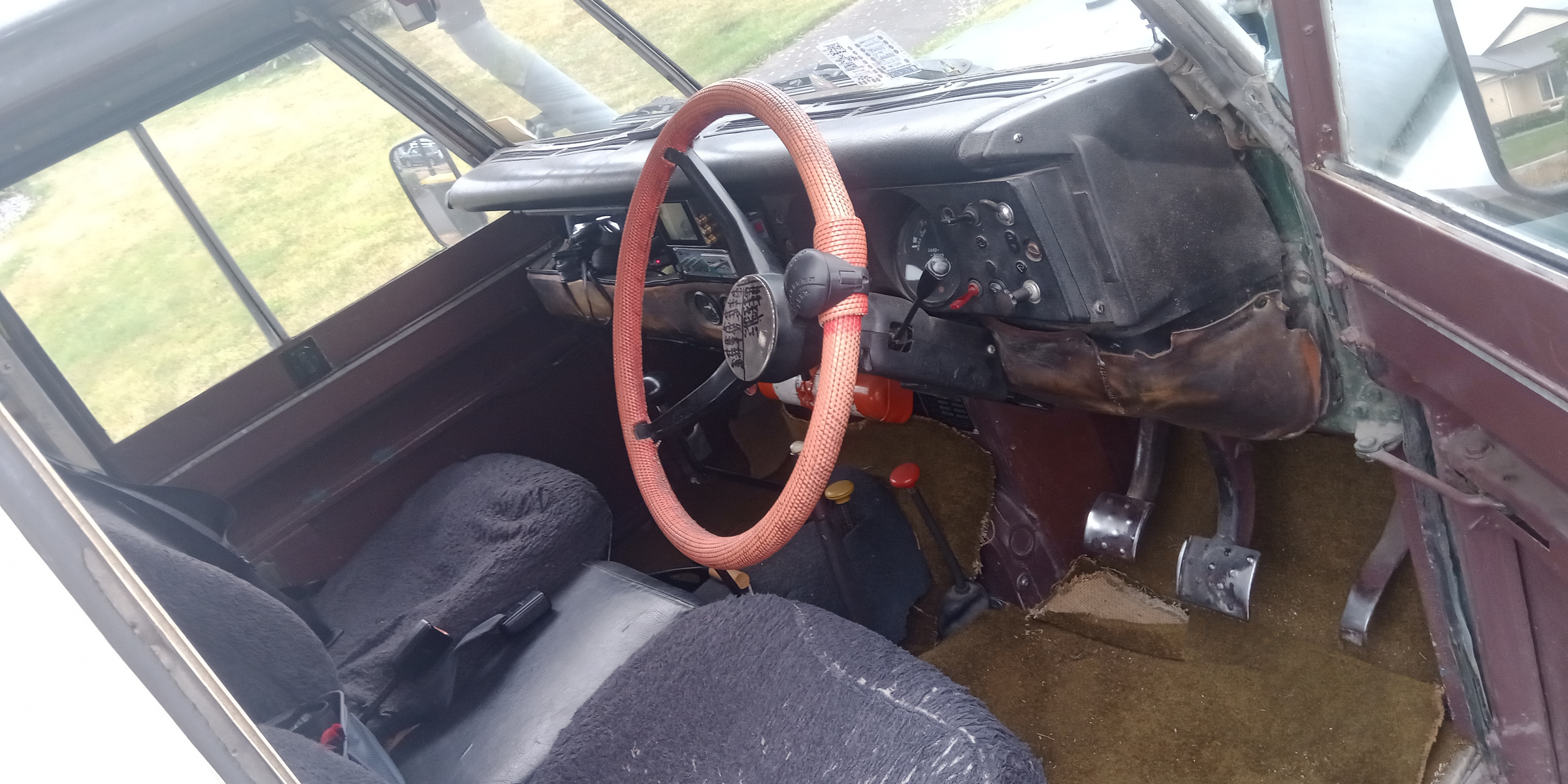 lr-valuation/IMG_20240208_191607_467-driver-cabin.jpg