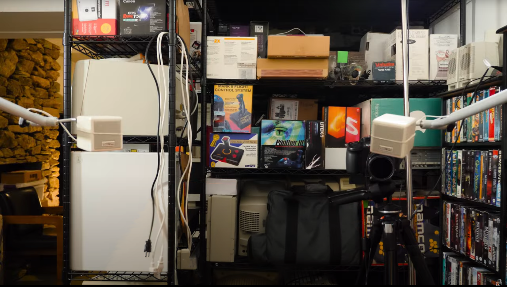 meeting-backgrounds/LGR-surround-sound2.png