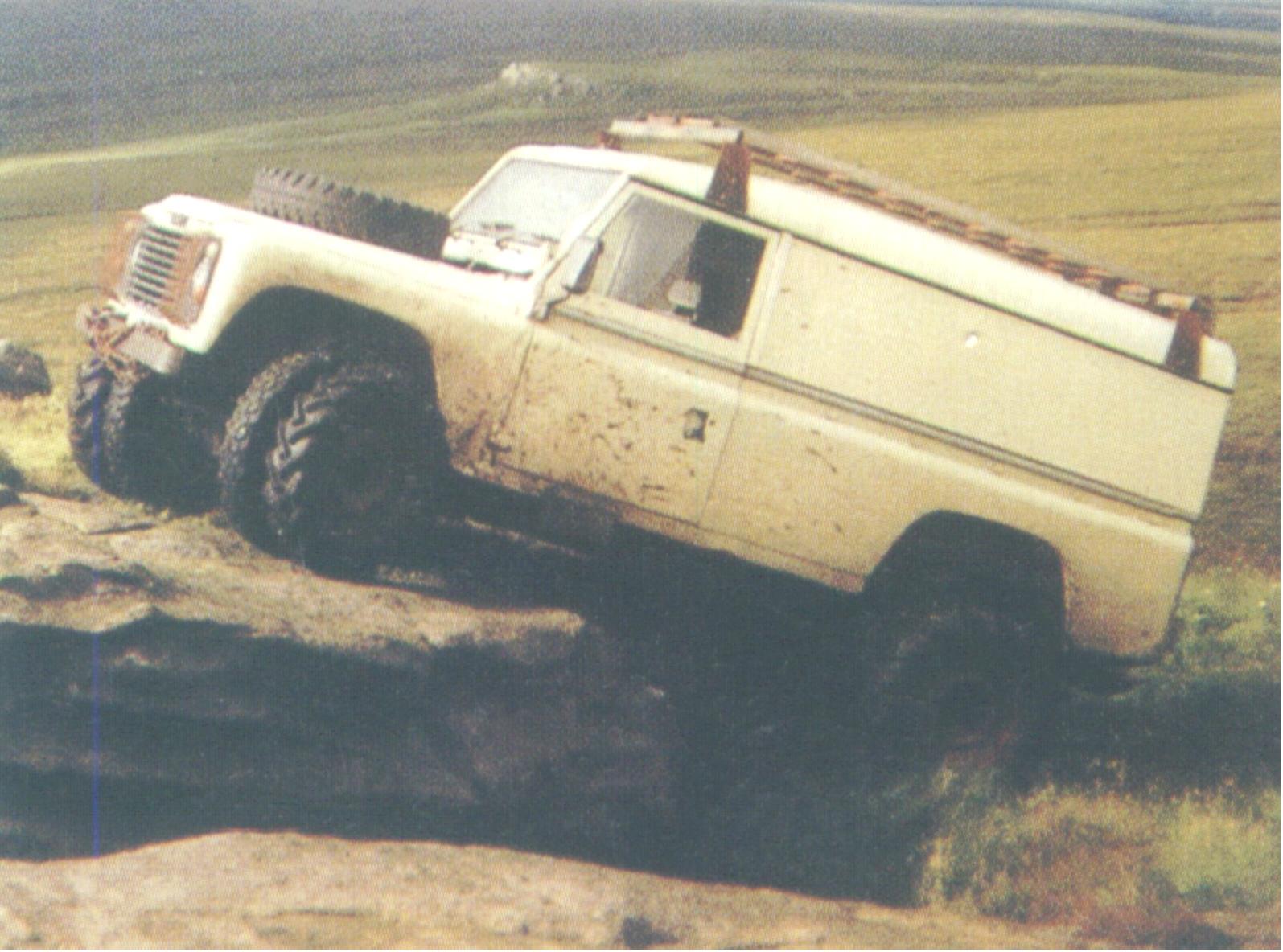 nzlro/Furgus's_Landie/duals.jpg