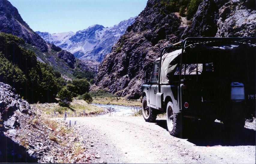 nzlro/Ivanz_Landrover_Photos/lr-1.JPG